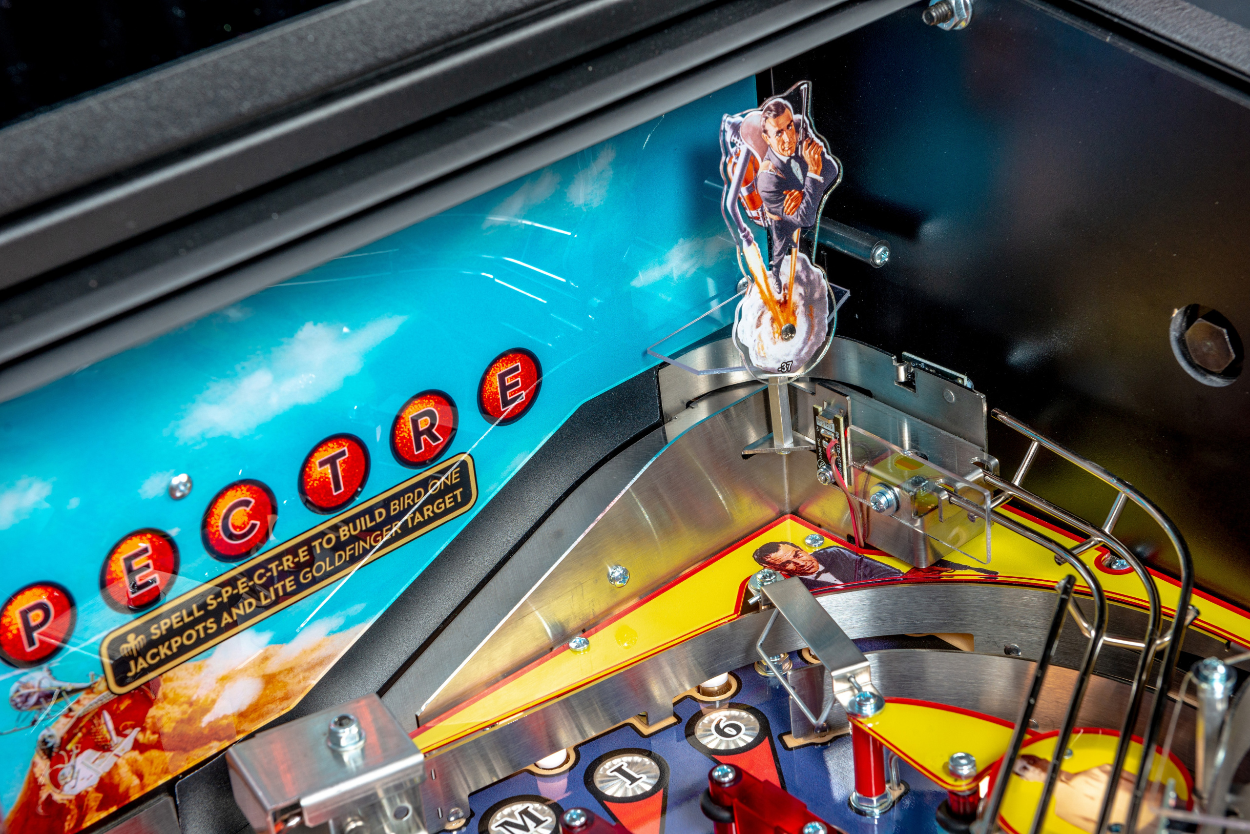 New James Bond Pinball Machines